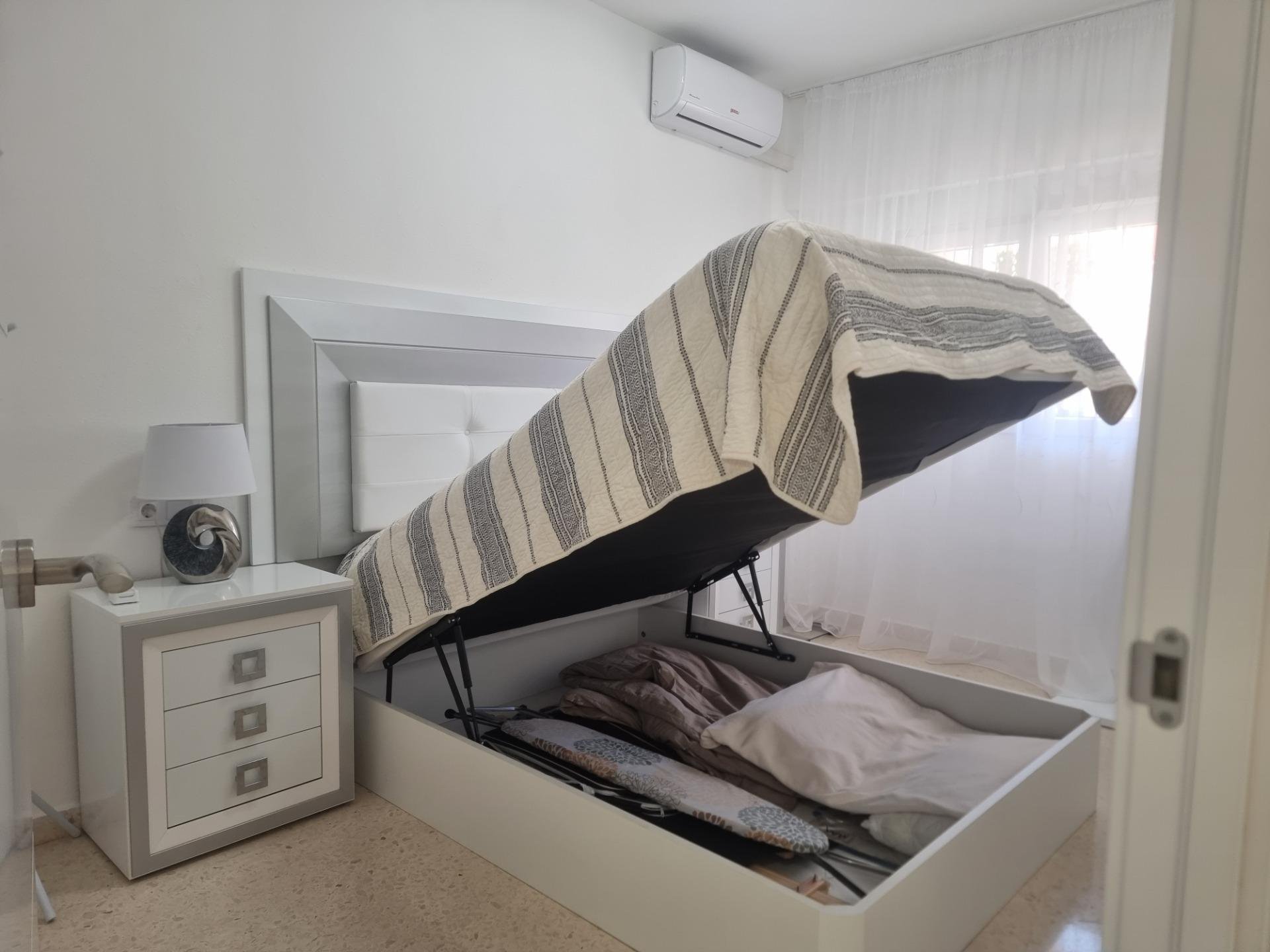 Appartamento a Torrevieja, Alicante, Spagna 1 camera da letto, 65 mq. N° 196283