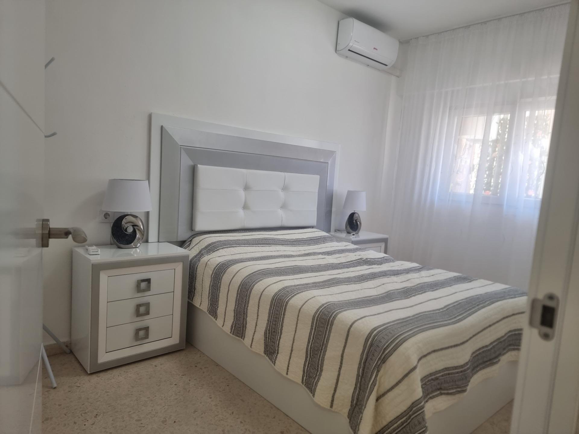 Appartamento a Torrevieja, Alicante, Spagna 1 camera da letto, 65 mq. N° 196283