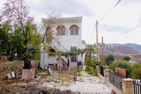 House in Albanchez, Almeria, Spain 2 bedrooms, 185 sq.m. No. 184023