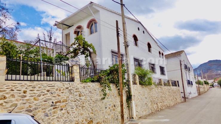 Talo Albanchez, Almeria, Espanja 2 makuuhuonetta, 185 m2 No. 184023