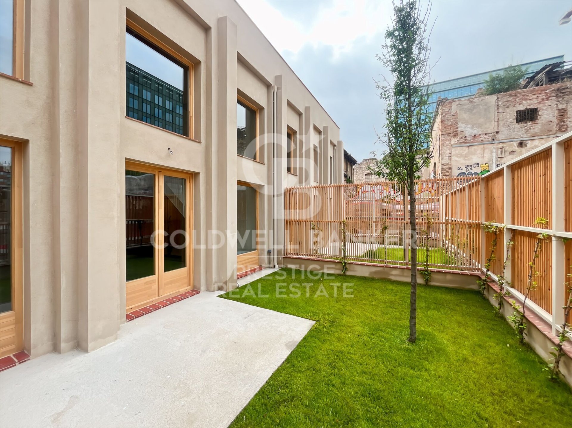 Duplex in Barcelona, Spain 2 bedrooms, 164 sq.m. No. 159889