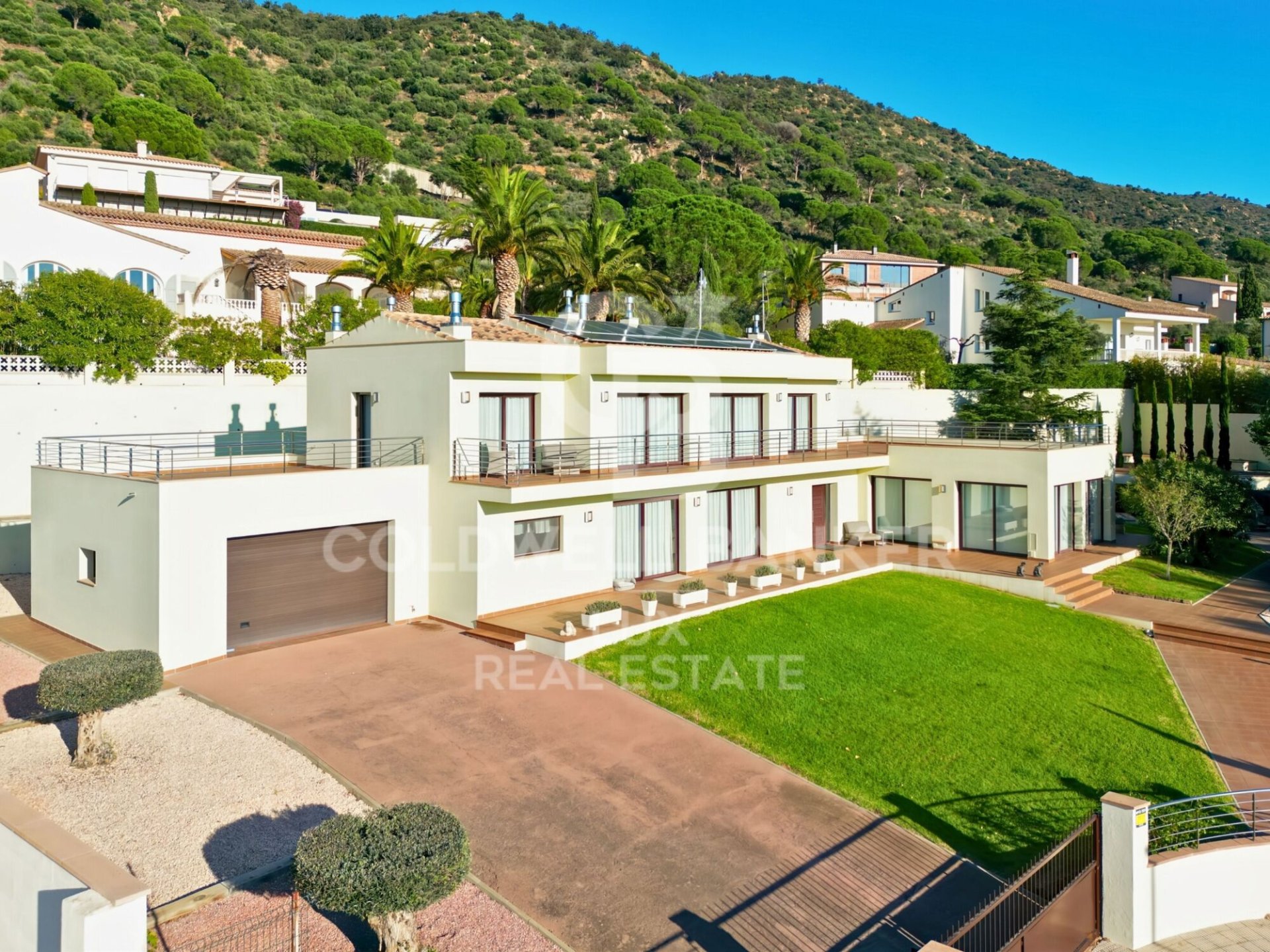 Villa Pau, Girona, Spānijā 5 istabas, 483 m2 Nr. 159886
