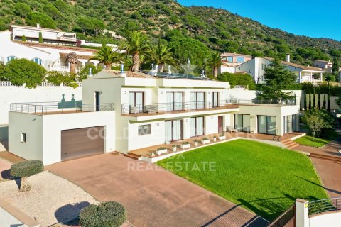 Villa in Pau, Girona, Spanien 5 Schlafzimmer, 483 m2 Nr. 159886