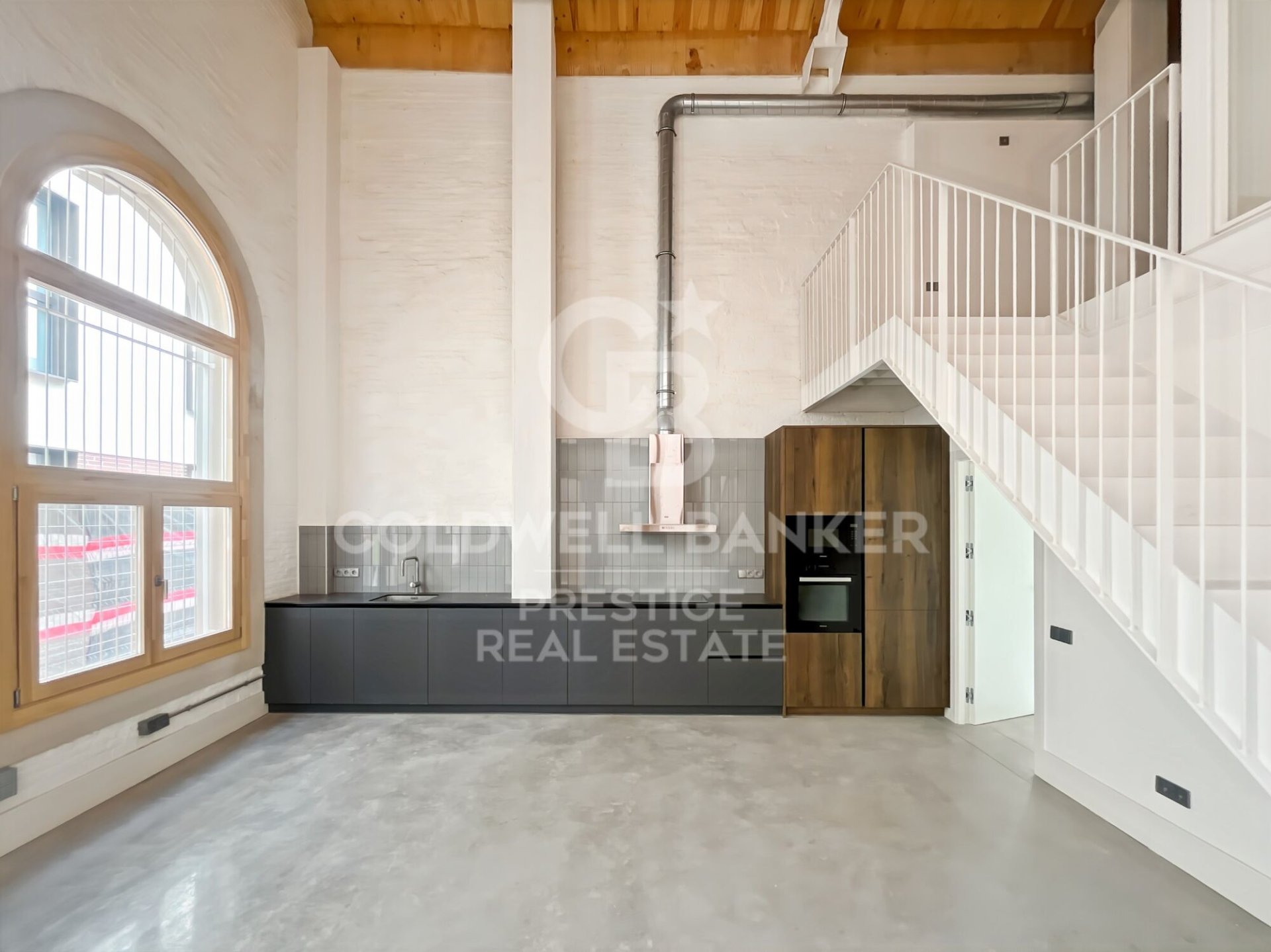Bliźniak w Barcelona, Hiszpania 2 sypialnie, 98 mkw. nr 159888