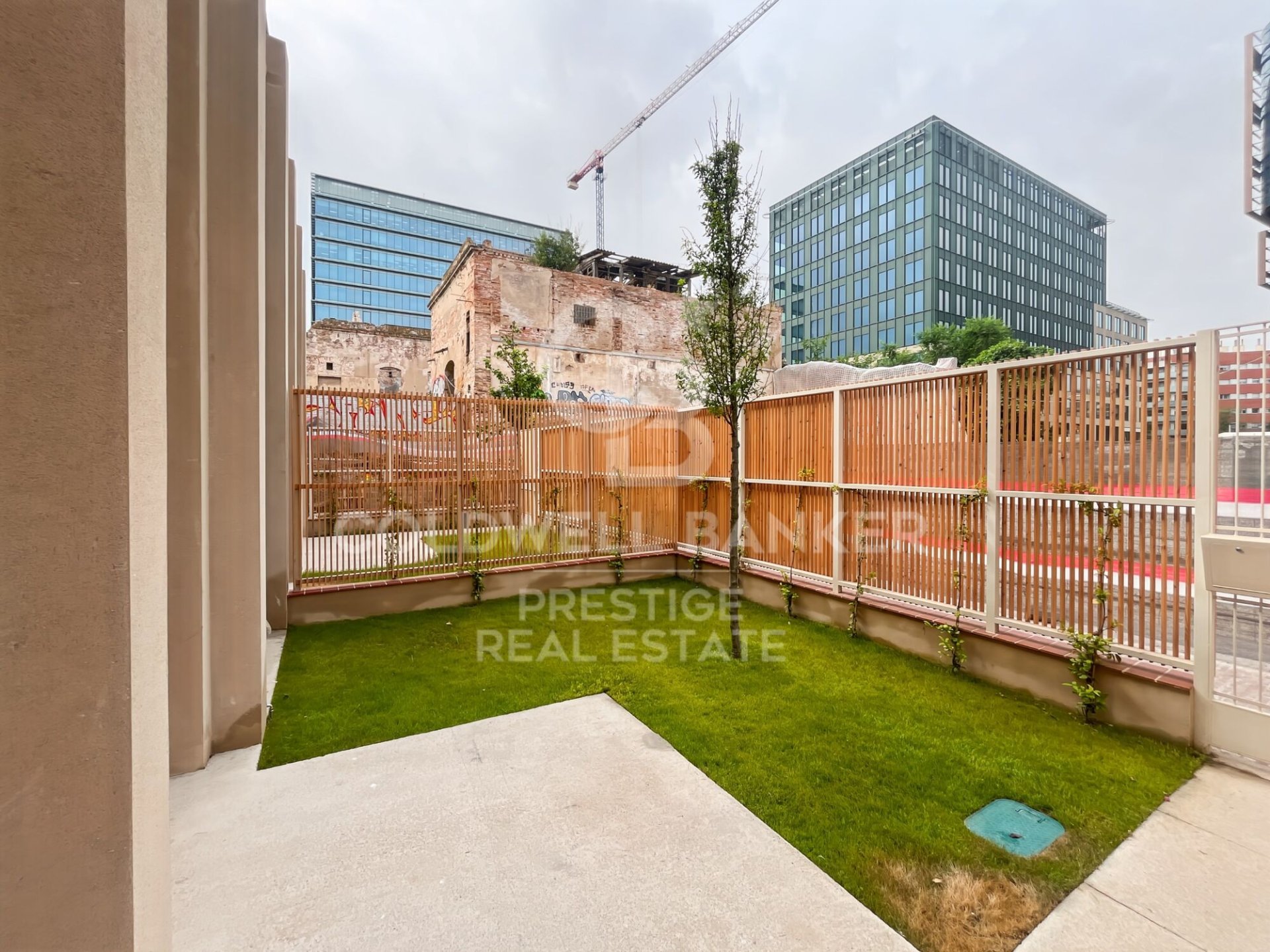 Bliźniak w Barcelona, Hiszpania 2 sypialnie, 98 mkw. nr 159888