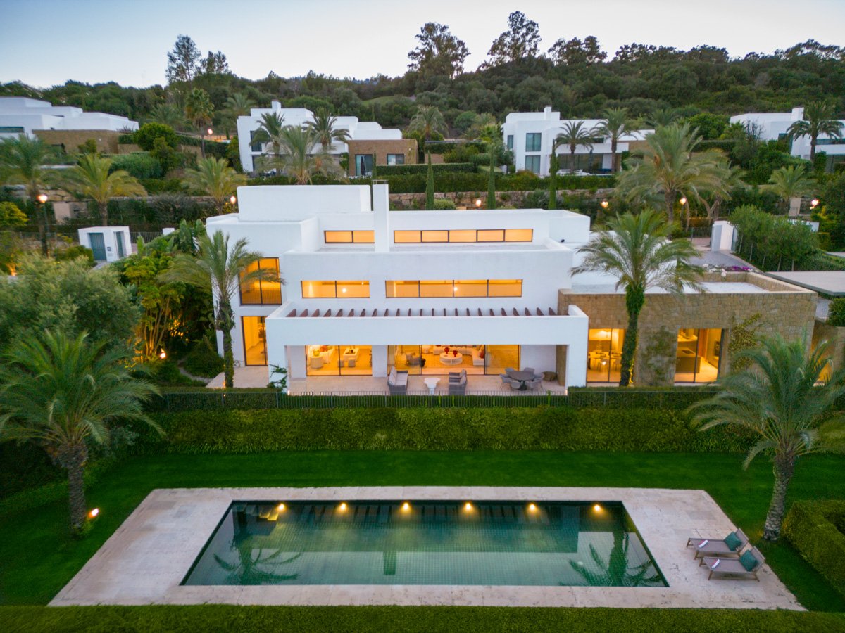Villa i Casares, Malaga, Spanien 6 sovrum, 778 kvm. Nr. 180824