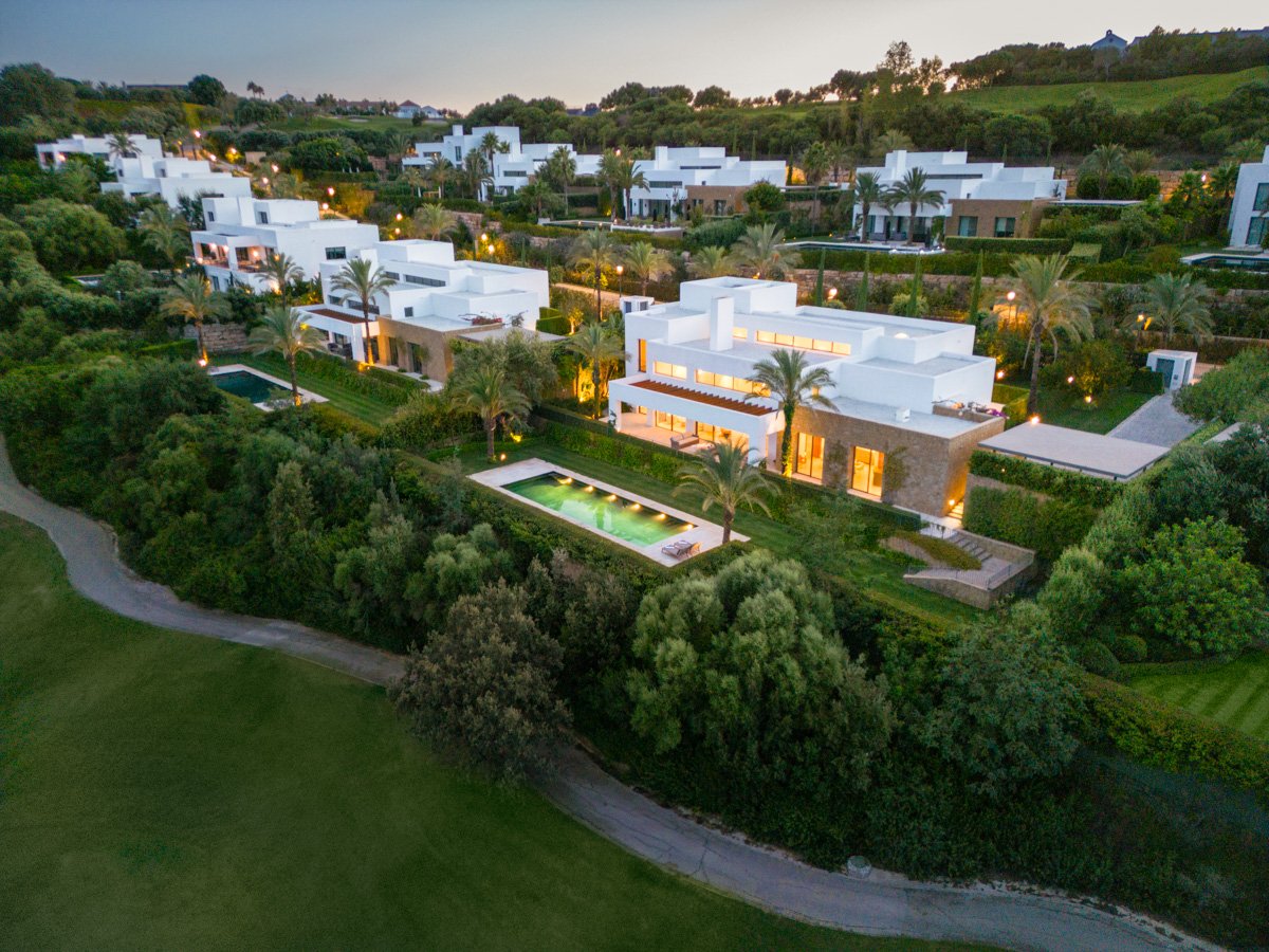 Villa i Casares, Malaga, Spanien 6 sovrum, 778 kvm. Nr. 180824