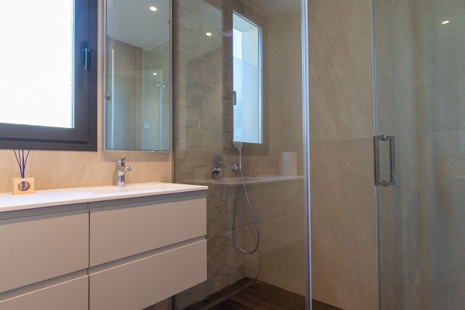 Villa i Benidorm, Alicante, Spanien 4 sovrum, 235 kvm. Nr. 180826