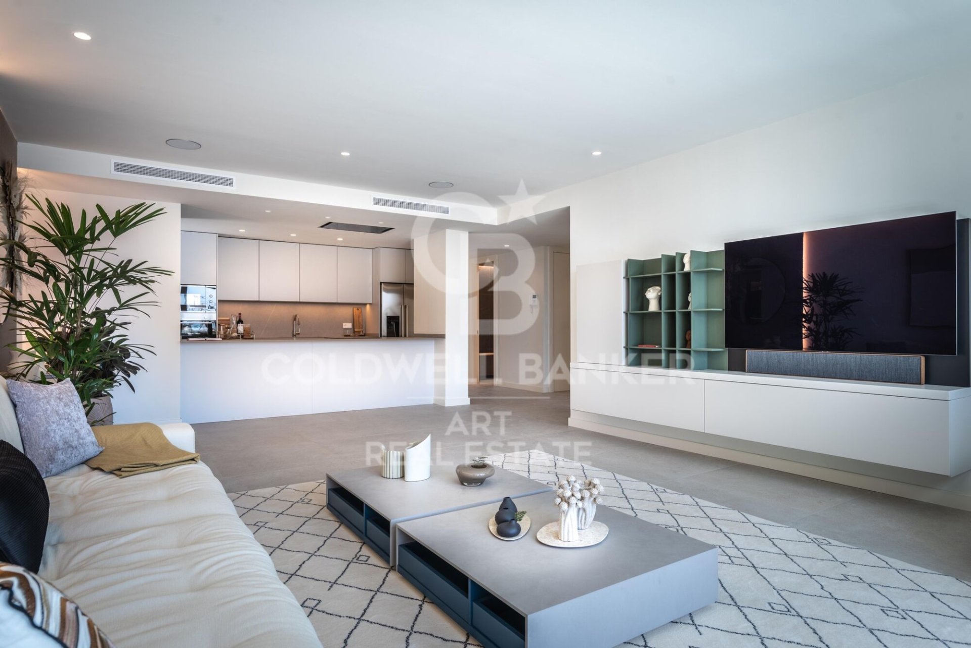 Apartment à Estepona, Malaga, Espagne 3 chambres, 200 m2 No. 158133