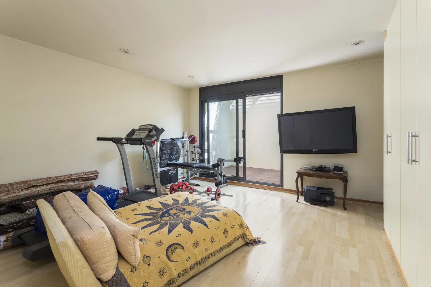 House in Barcelona, Spanien 5 Schlafzimmer,  Nr. 141233