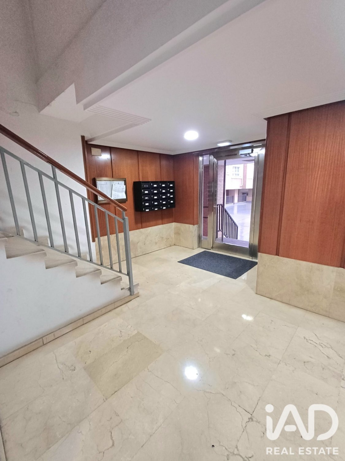 Apartament w Leon, Hiszpania 3 sypialnie, 121 mkw. nr 195055
