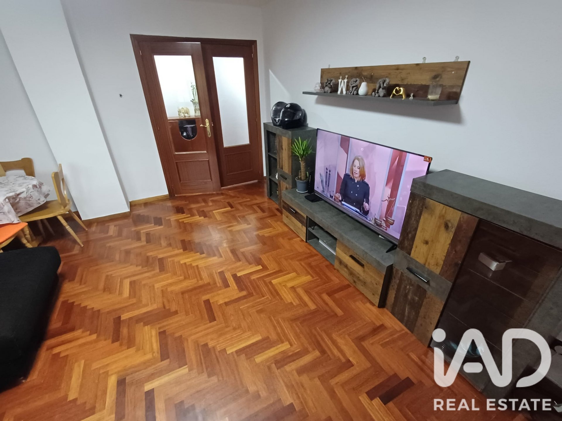 Apartament w Leon, Hiszpania 3 sypialnie, 121 mkw. nr 195055