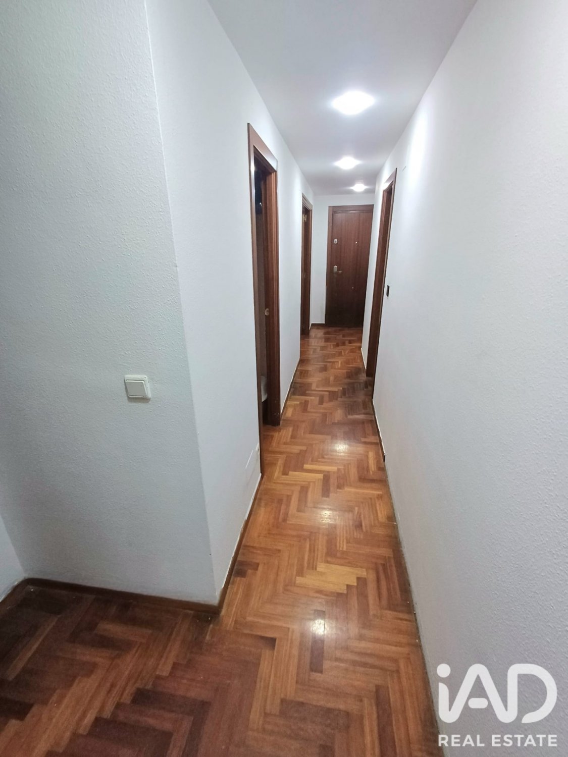 Apartament w Leon, Hiszpania 3 sypialnie, 121 mkw. nr 195055