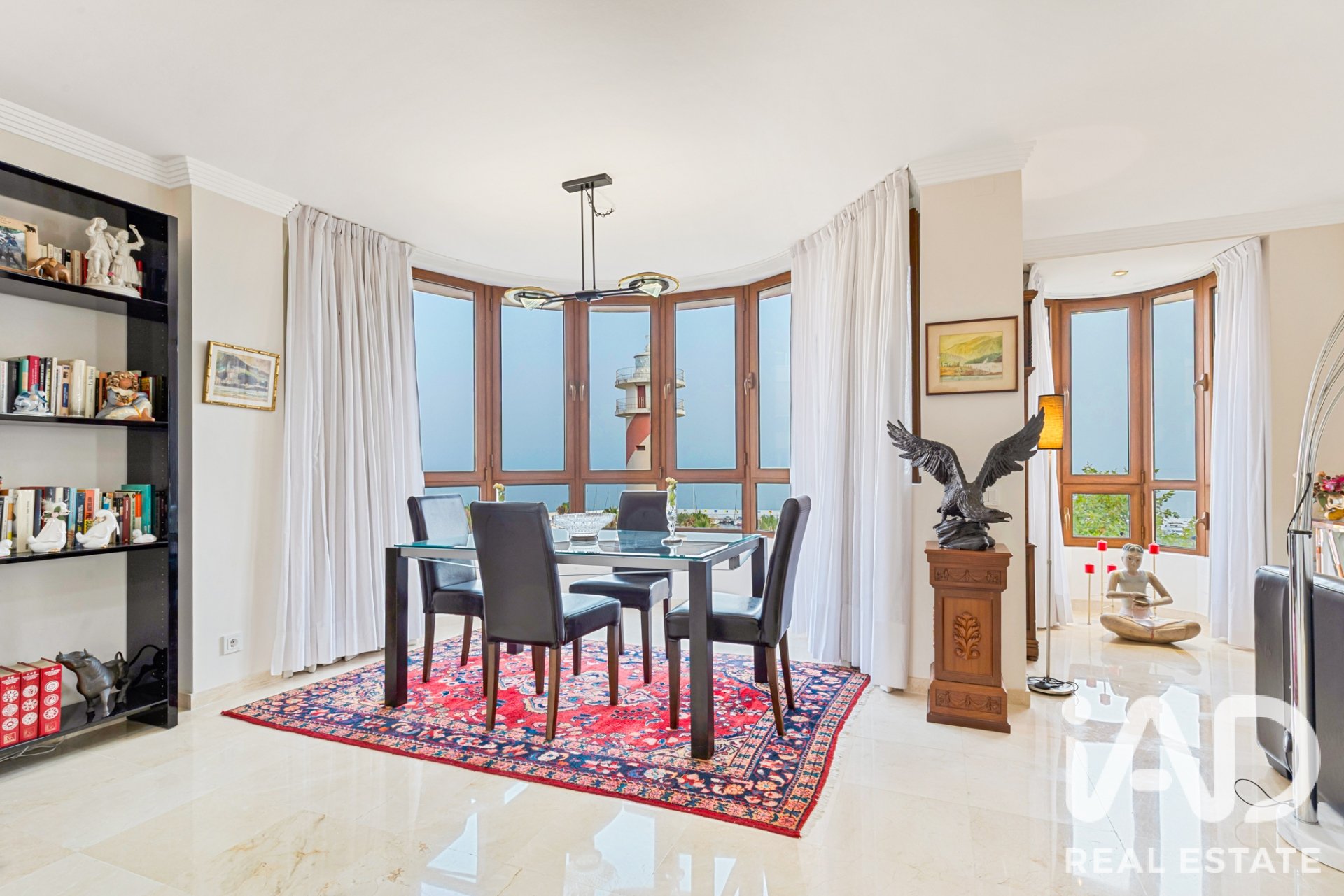 Appartamento a Marbella, Malaga, Spagna 3 camere da letto, 182 mq. N° 192168