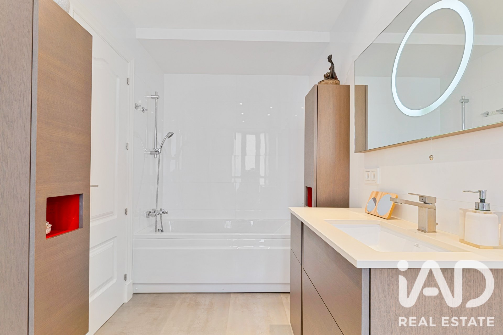 Appartamento a Marbella, Malaga, Spagna 3 camere da letto, 182 mq. N° 192168