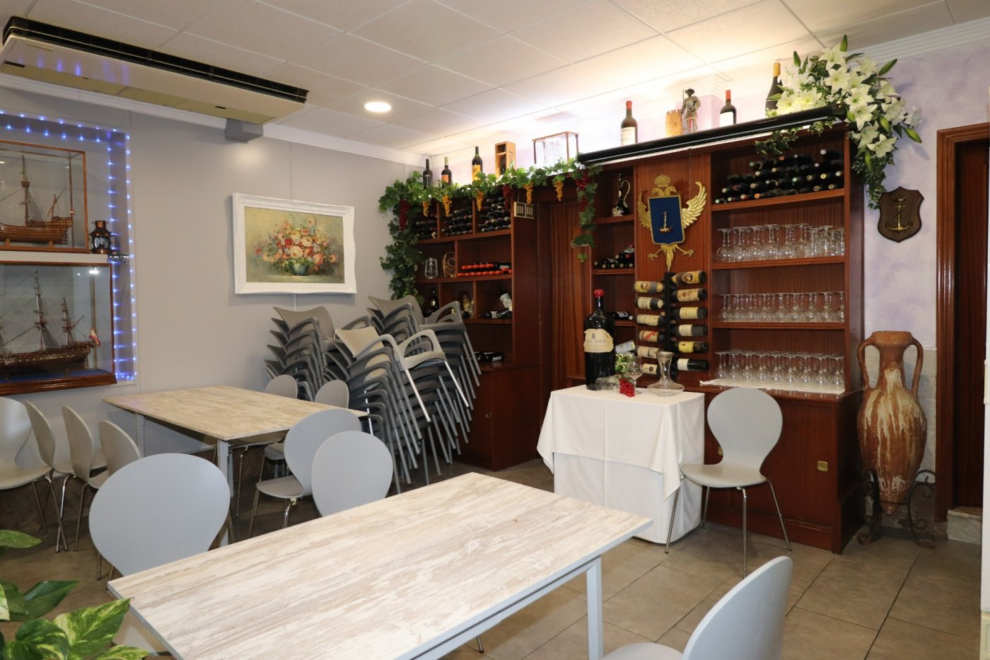 Liikekiinteistö Torrevieja, Alicante, Espanja 400 m2 No. 194262