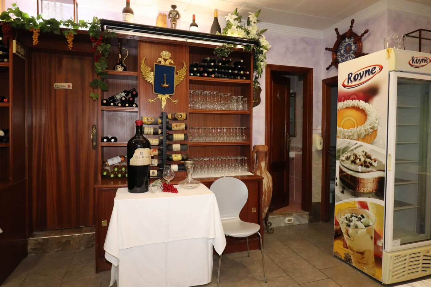 Liikekiinteistö Torrevieja, Alicante, Espanja 400 m2 No. 194262