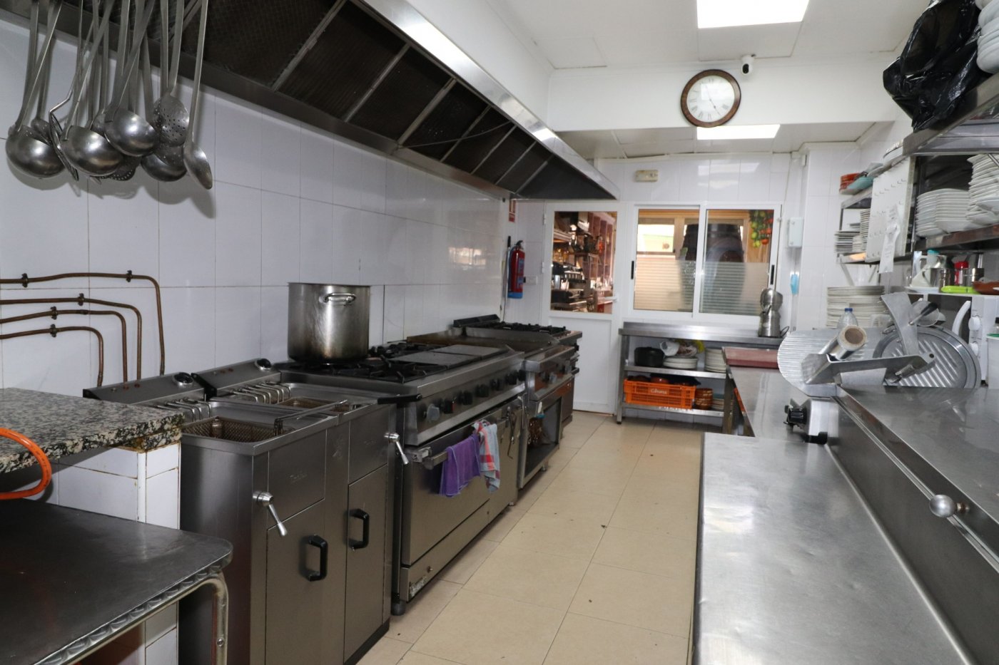 Liikekiinteistö Torrevieja, Alicante, Espanja 400 m2 No. 194262