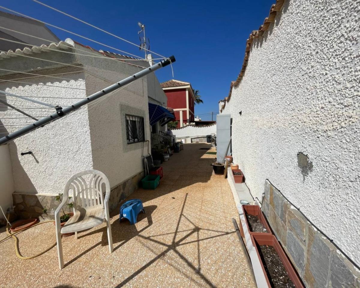 Villa i Ciudad Quesada, Alicante, Spanien 3 sovrum, 120 kvm. Nr. 149064