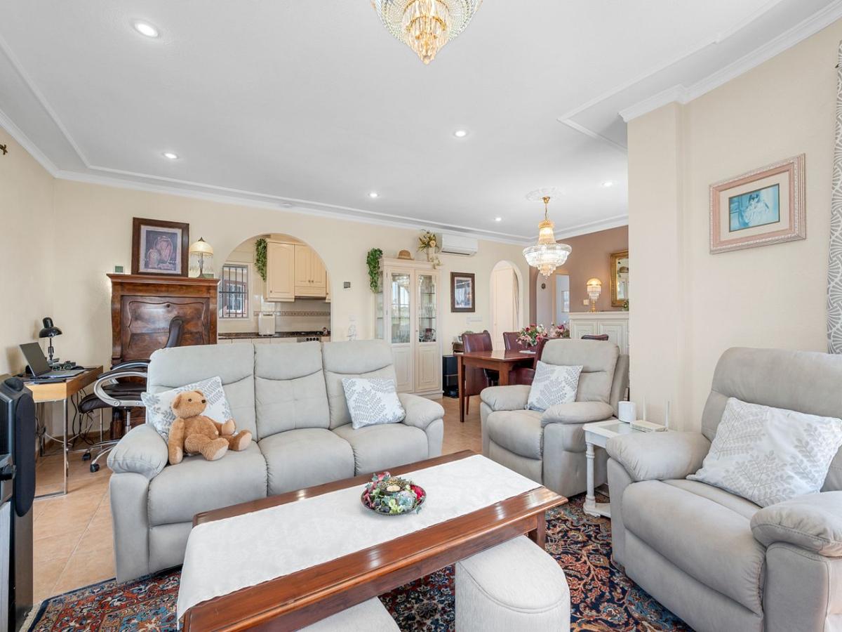 Villa à Benijofar, Alicante, Espagne 5 chambres, 179 m2 No. 149066