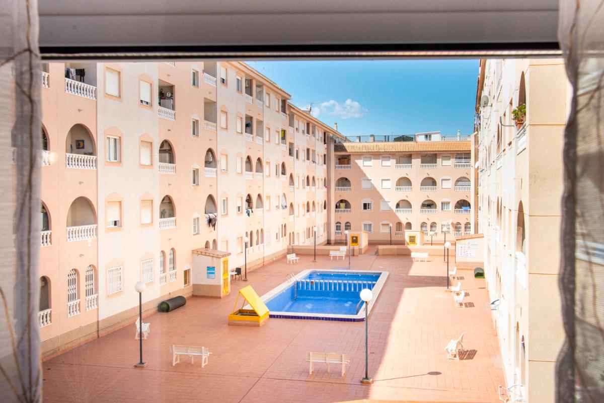 Wohnung in Torrevieja, Alicante, Spanien 2 Schlafzimmer, 79 m2 Nr. 149068