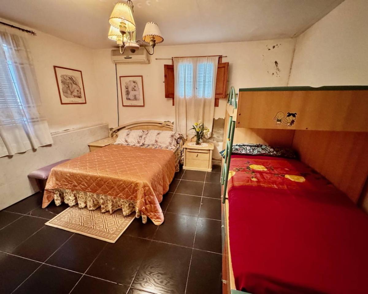 Финка в Гуардамар-дель-Сегура, Аликанте, Испания 4 спальни, 200м2 №149062