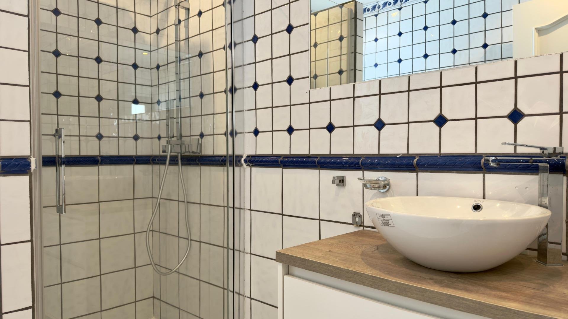 Huvila Altea, Alicante, Espanja 500 m2 No. 167927