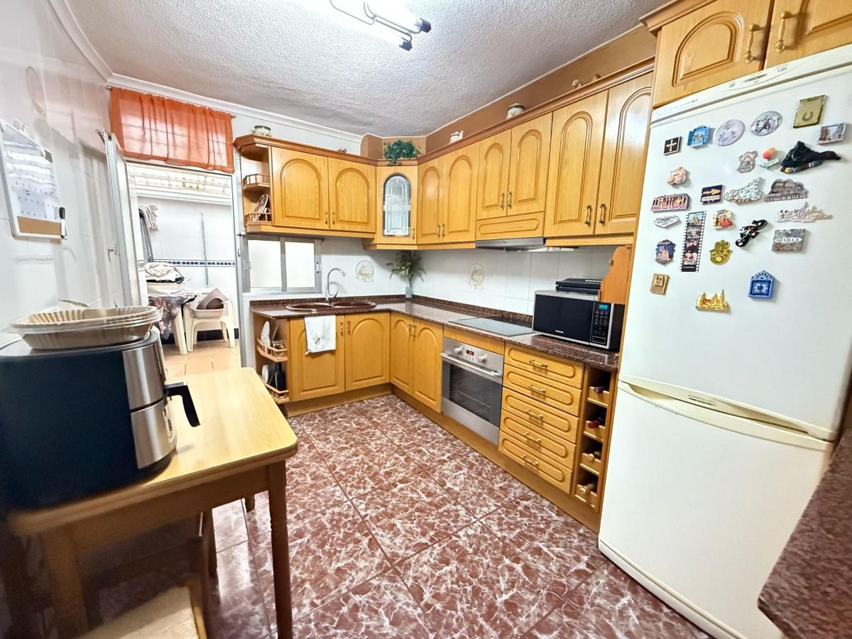 Appartamento a Guardamar del Segura, Alicante, Spagna 3 camere da letto, 81 mq. N° 183779