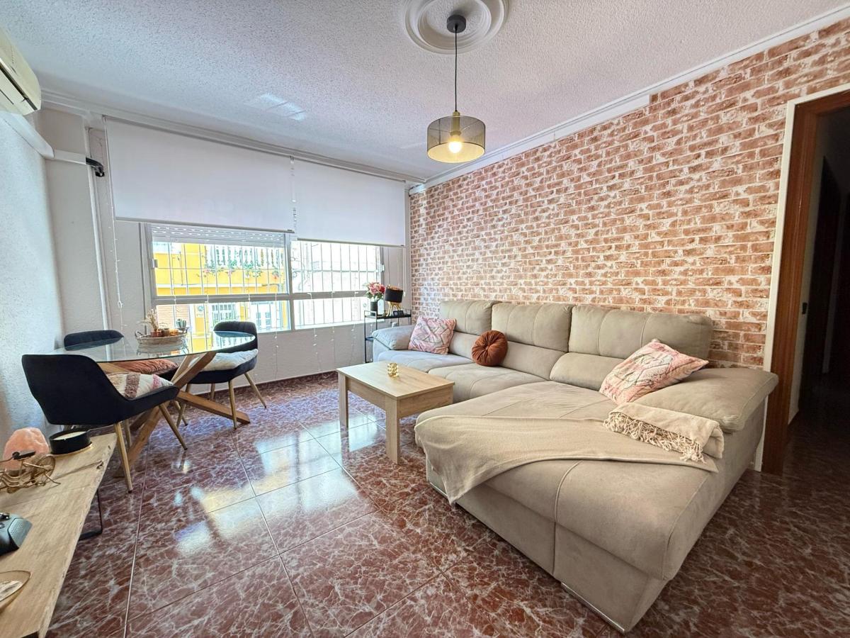 Appartamento a Guardamar del Segura, Alicante, Spagna 3 camere da letto, 81 mq. N° 183779