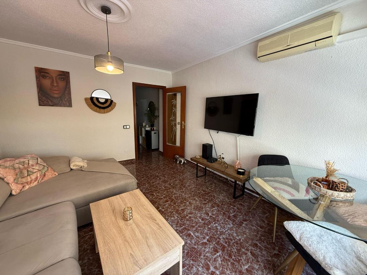 Appartamento a Guardamar del Segura, Alicante, Spagna 3 camere da letto, 81 mq. N° 183779