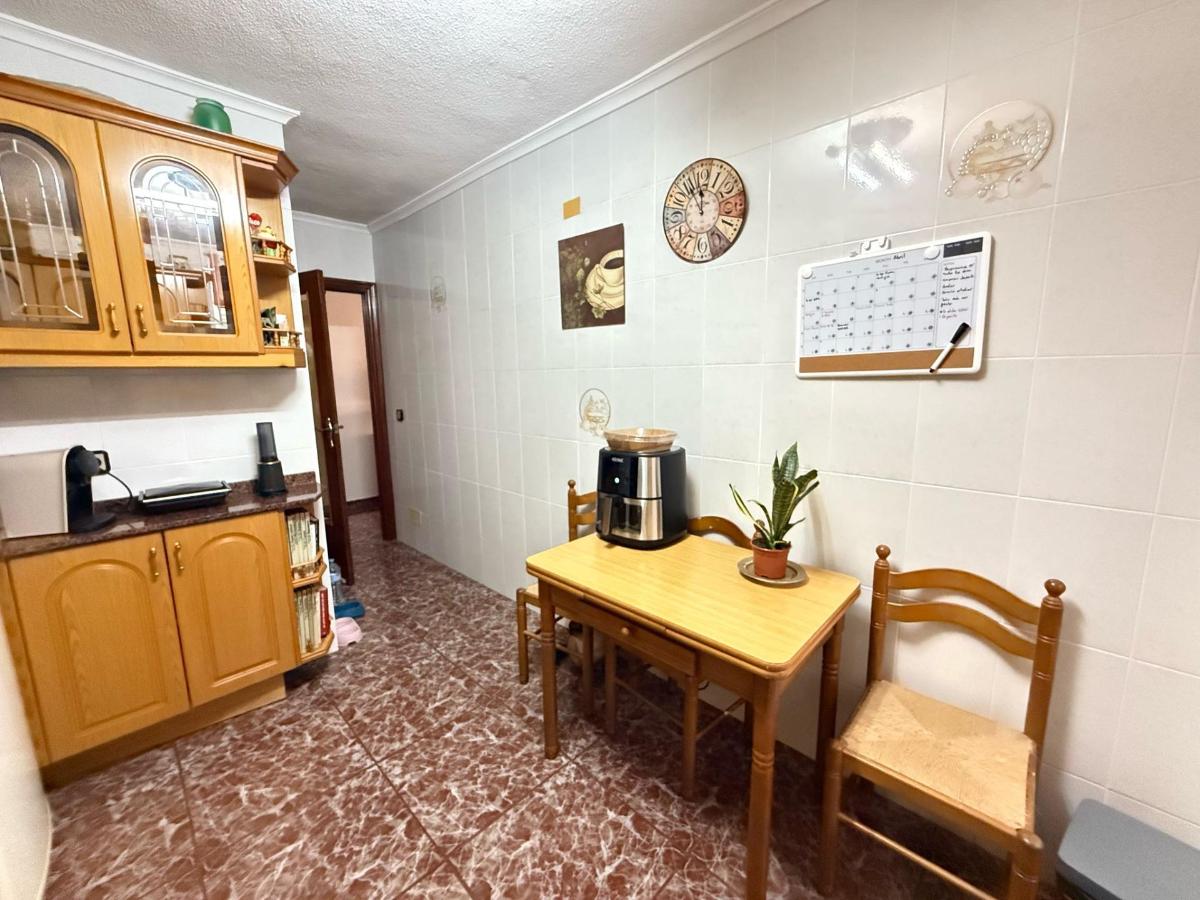 Appartamento a Guardamar del Segura, Alicante, Spagna 3 camere da letto, 81 mq. N° 183779