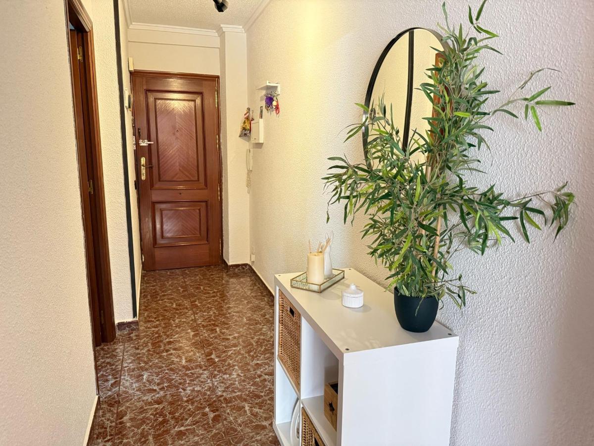 Appartamento a Guardamar del Segura, Alicante, Spagna 3 camere da letto, 81 mq. N° 183779