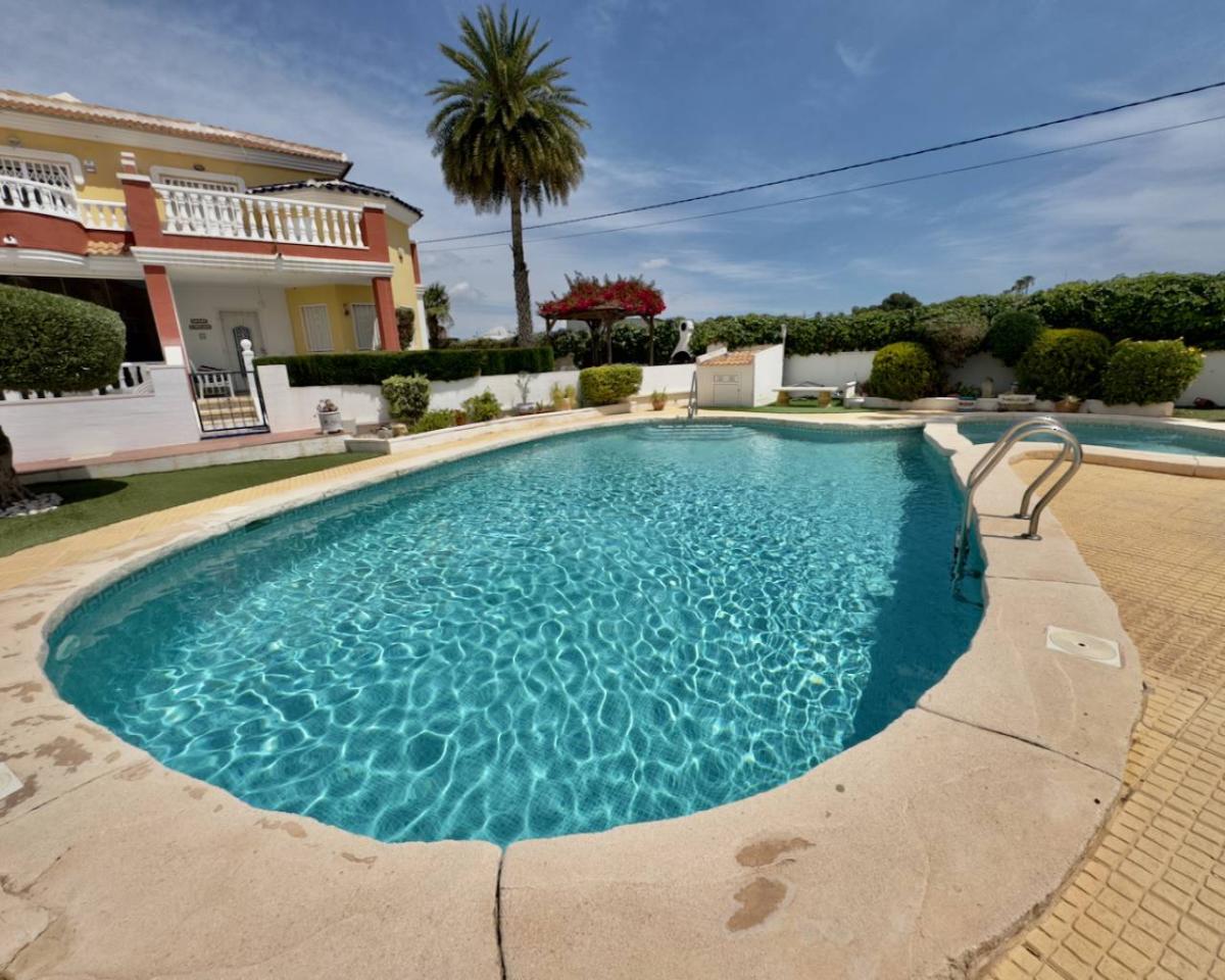 Apartament w Ciudad Quesada, Alicante, Hiszpania 2 sypialnie,  nr 183782
