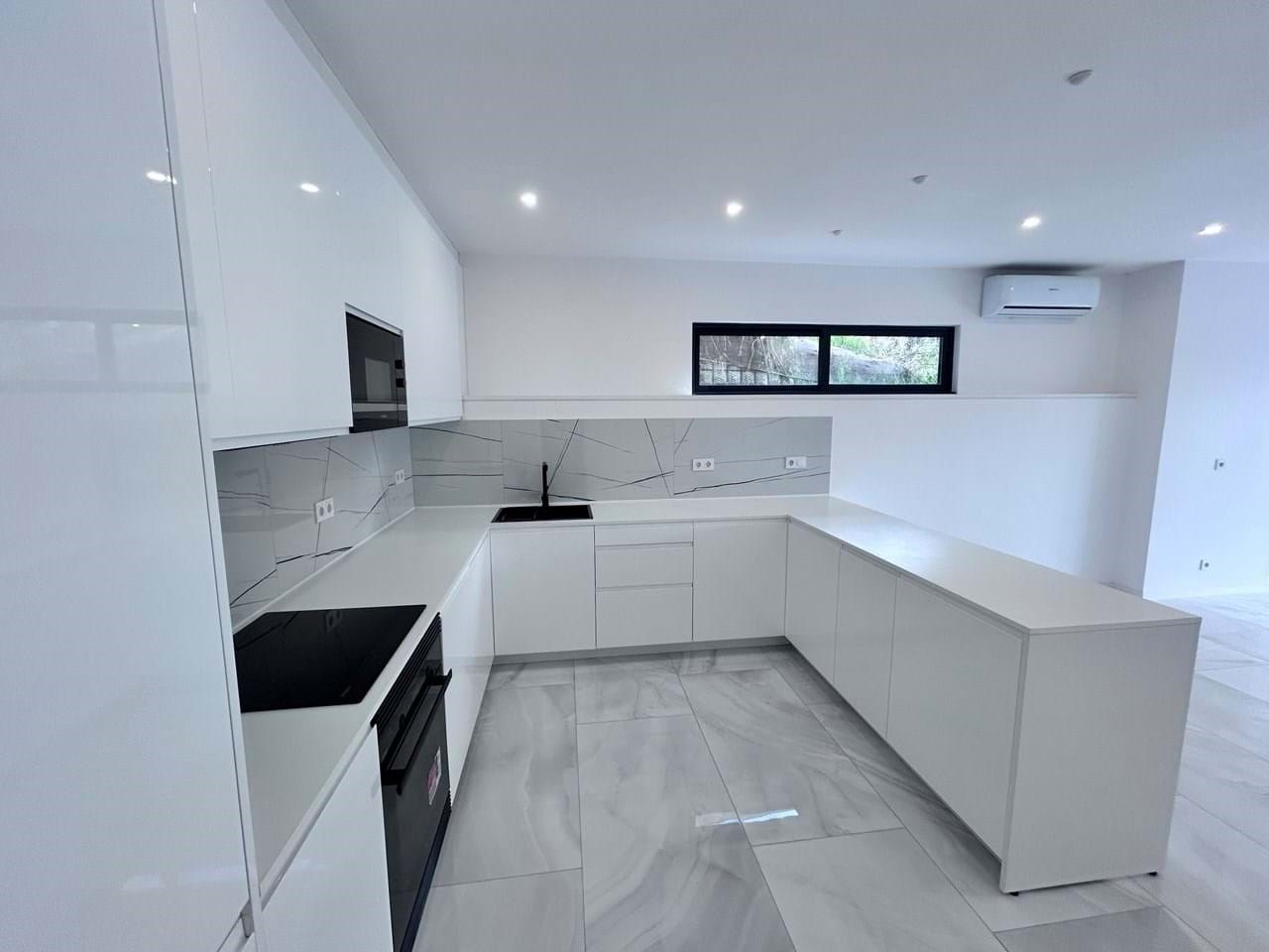 House à Begur, Girona, Espagne 4 pièces, 219 m2 No. 143861