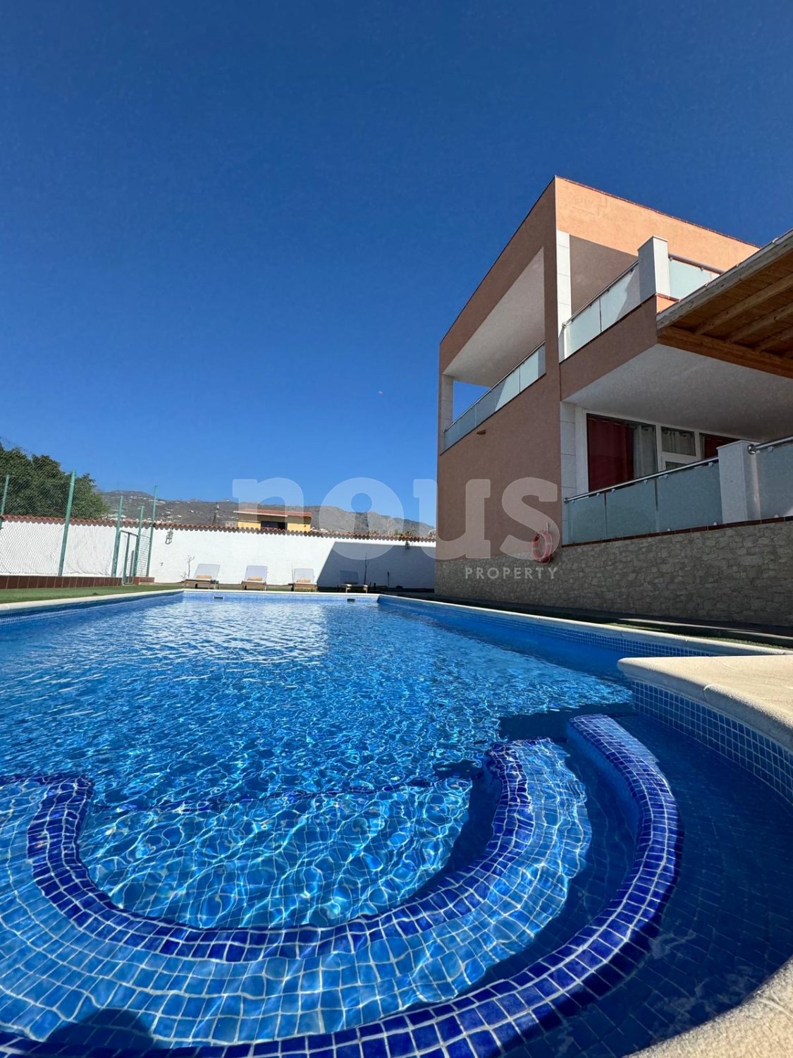 Villa en Playa Paraiso, Tenerife, España 4 dormitorios, 220 m2 No. 161762