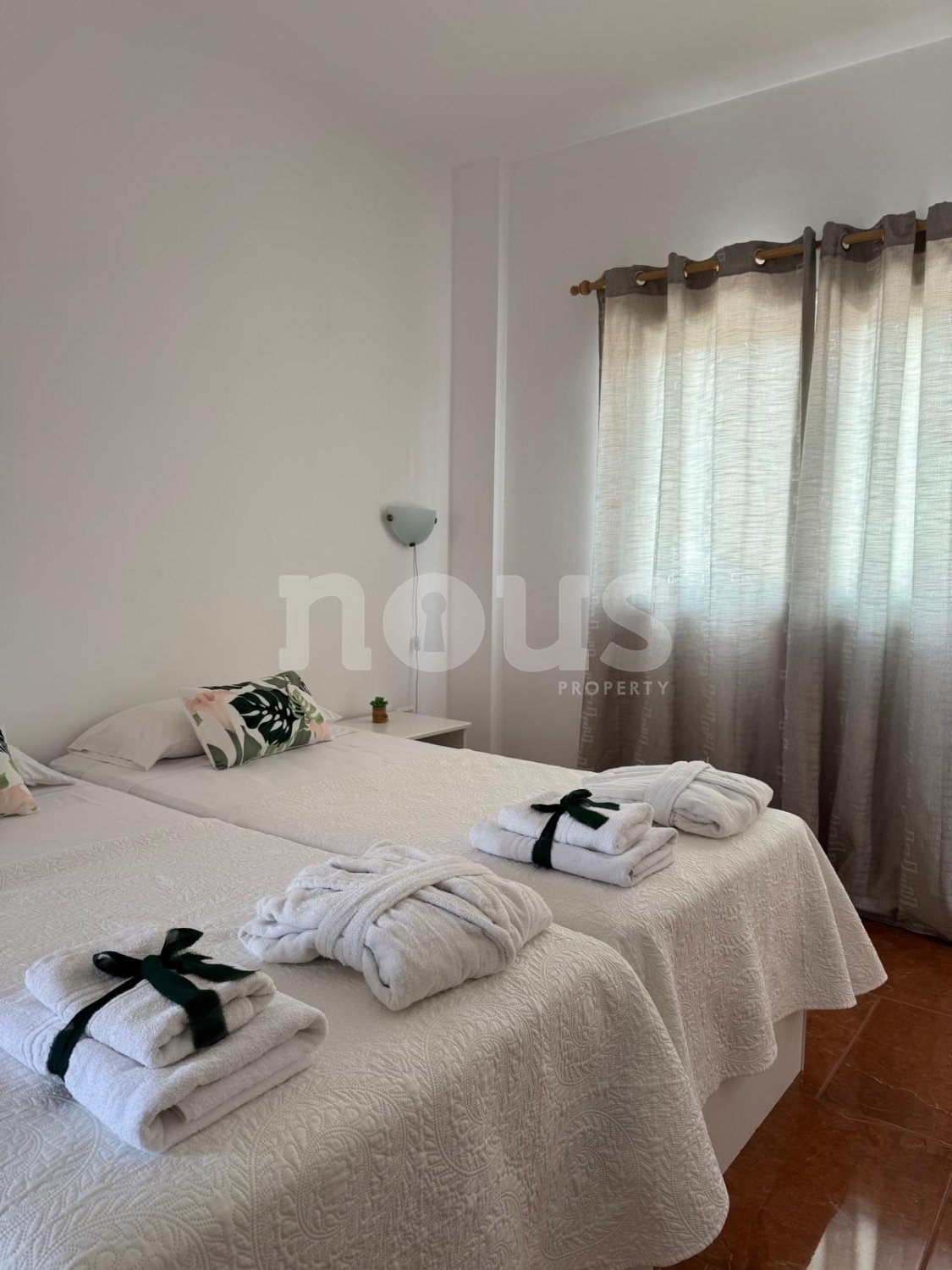 Villa en Playa Paraiso, Tenerife, España 4 dormitorios, 220 m2 No. 161762
