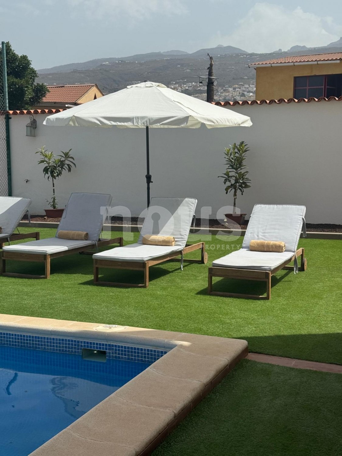 Villa en Playa Paraiso, Tenerife, España 4 dormitorios, 220 m2 No. 161762