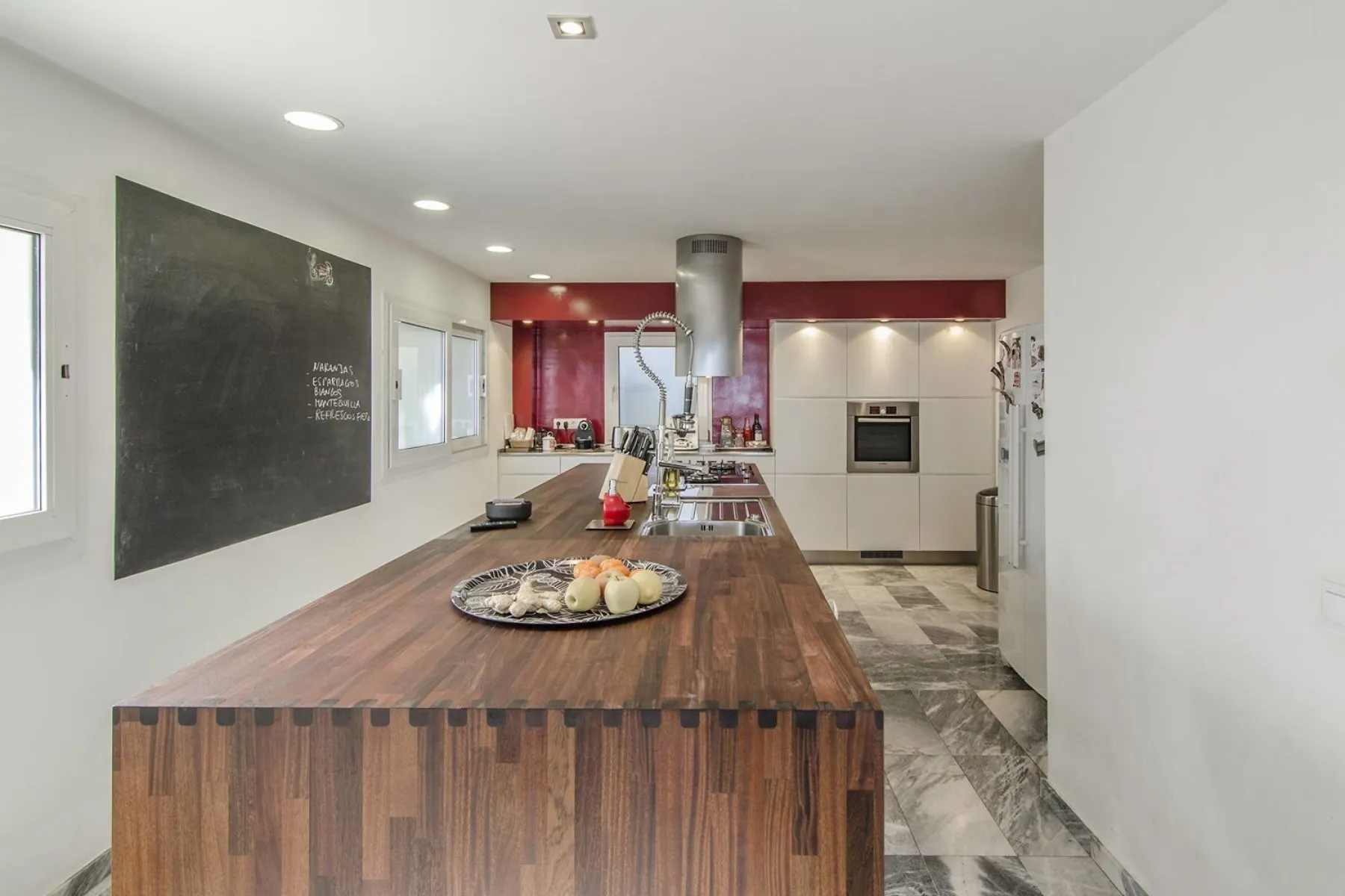 Сasa en Barcelona, España 7 dormitorios, 1000 m2 No. 141105