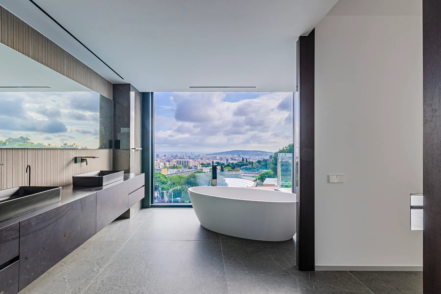 Casa a Barcelona, Spagna 7 camere da letto, 710 mq. N° 141104
