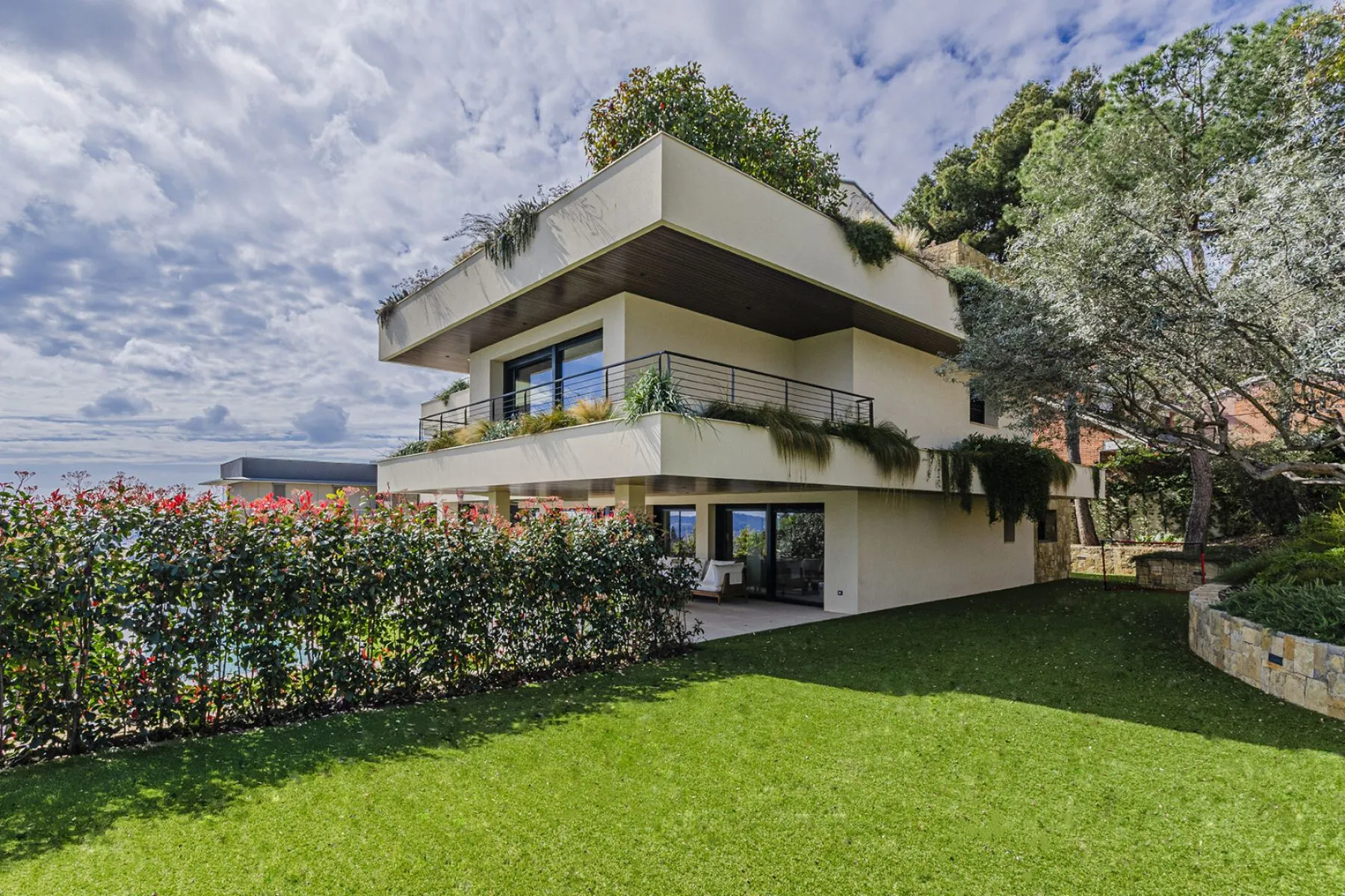 House in Barcelona, Spain 5 bedrooms,  No. 141102