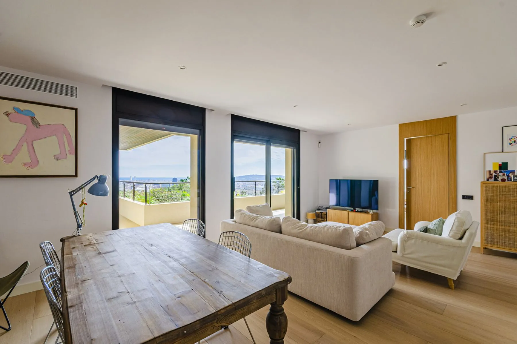 House in Barcelona, Spain 5 bedrooms,  No. 141102