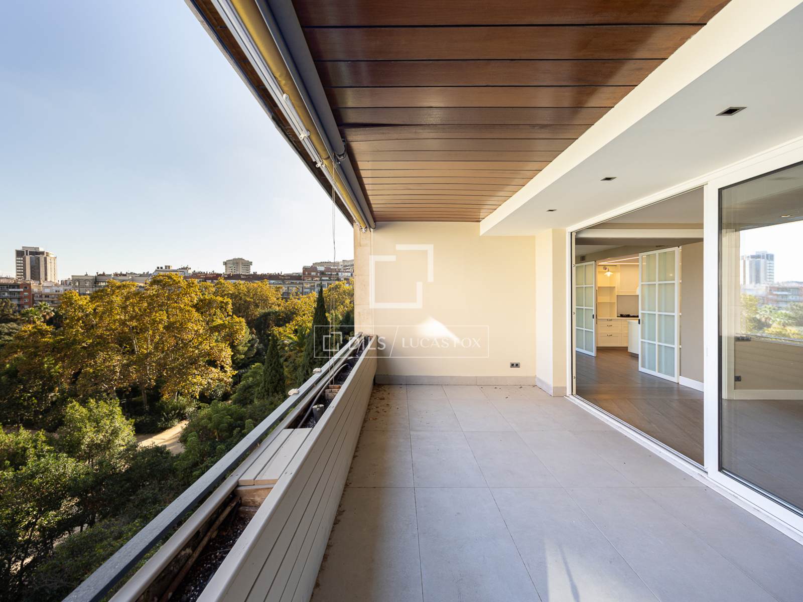 Wohnung in Barcelona, Spanien 5 Schlafzimmer, 340 m2 Nr. 192601