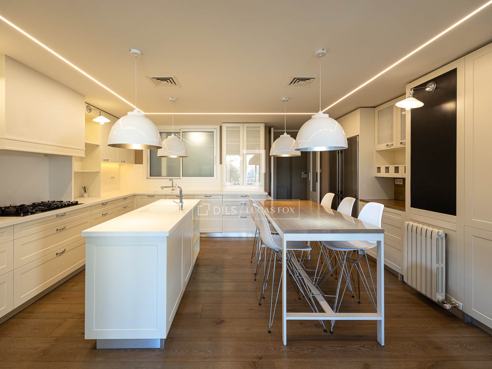 Wohnung in Barcelona, Spanien 5 Schlafzimmer, 340 m2 Nr. 192601