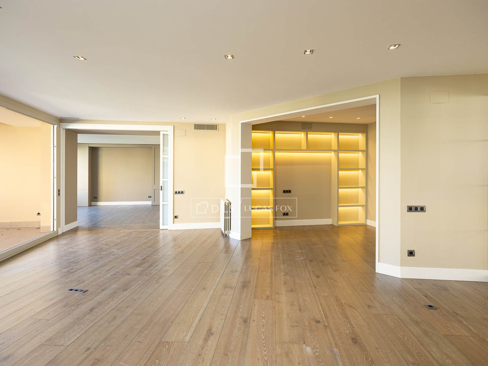 Wohnung in Barcelona, Spanien 5 Schlafzimmer, 340 m2 Nr. 192601