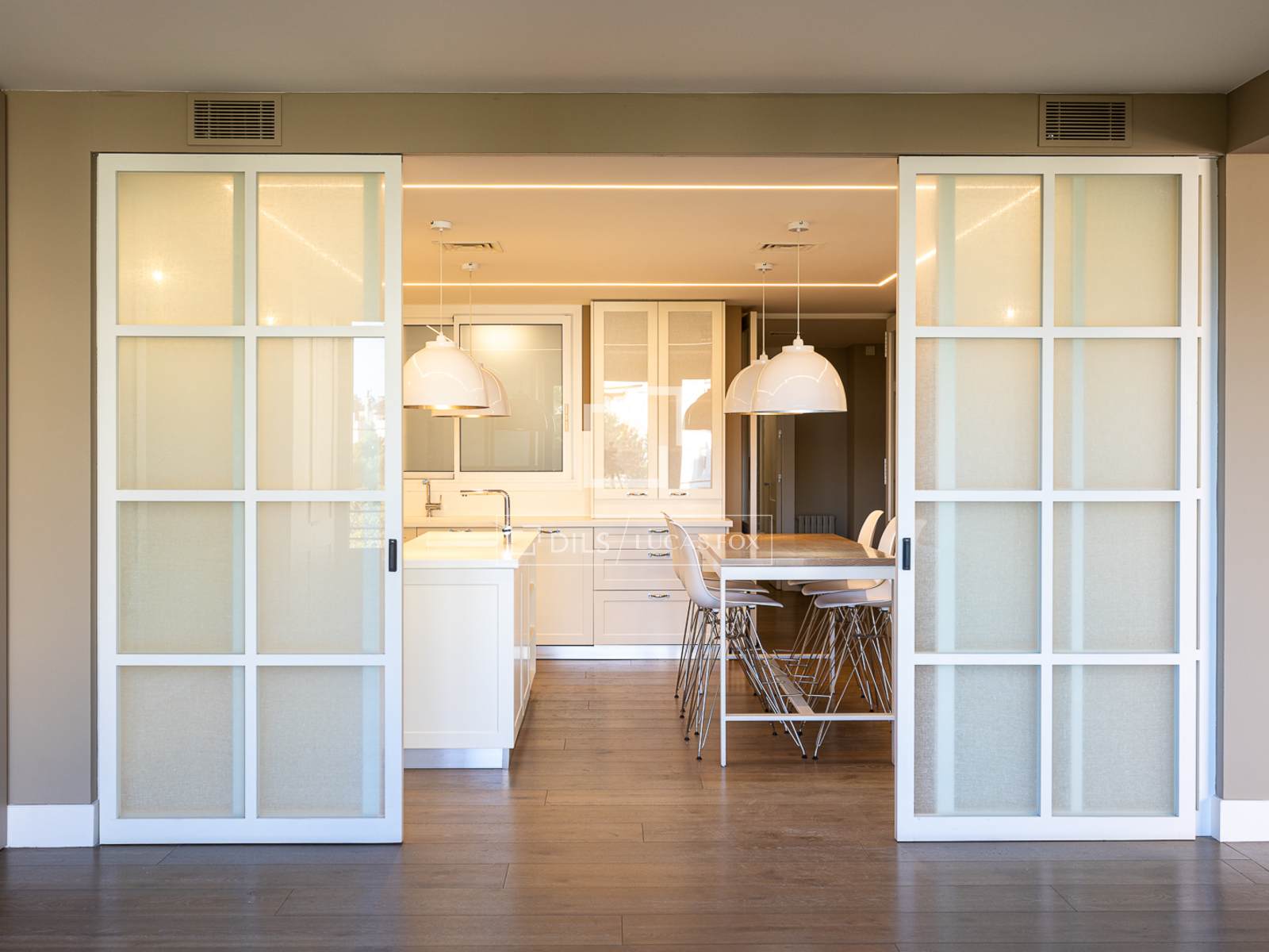 Wohnung in Barcelona, Spanien 5 Schlafzimmer, 340 m2 Nr. 192601