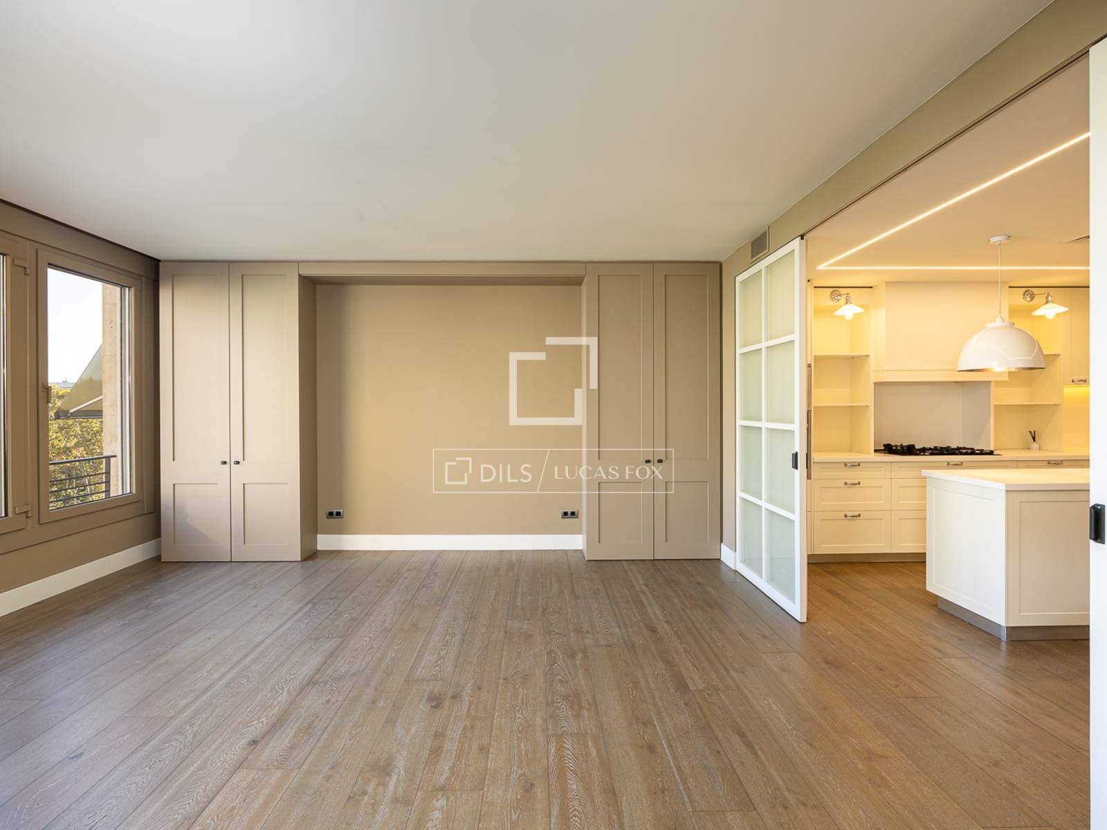 Wohnung in Barcelona, Spanien 5 Schlafzimmer, 340 m2 Nr. 192601