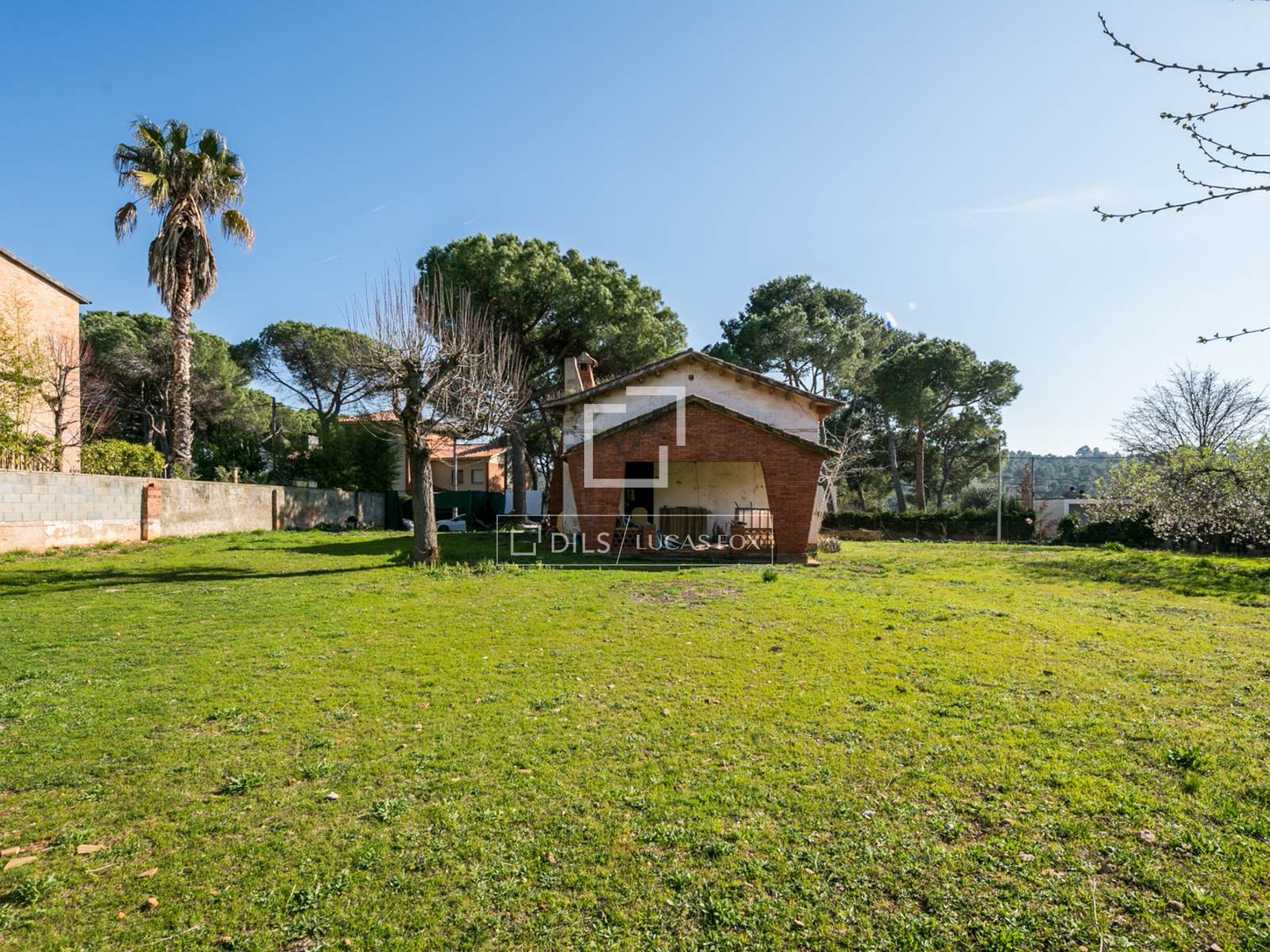 Land plot in Sant Cugat Del Valles, Barcelona, Spain 2048 sq.m. No. 192599