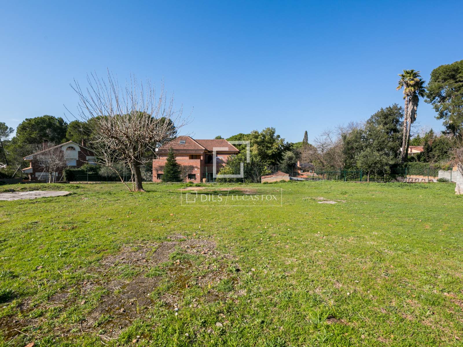 Land plot in Sant Cugat Del Valles, Barcelona, Spain 2048 sq.m. No. 192599
