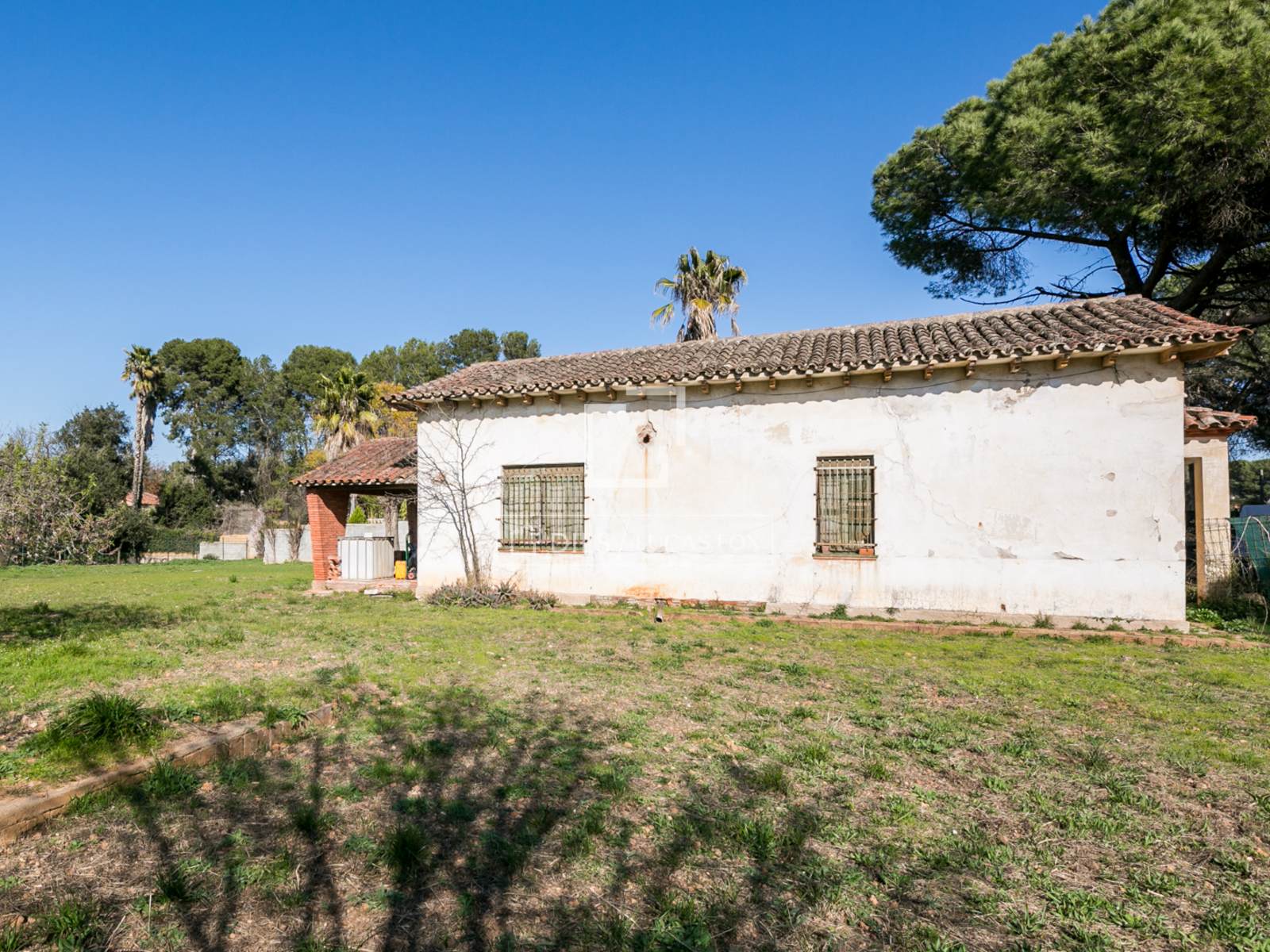 Land plot in Sant Cugat Del Valles, Barcelona, Spain 2048 sq.m. No. 192599