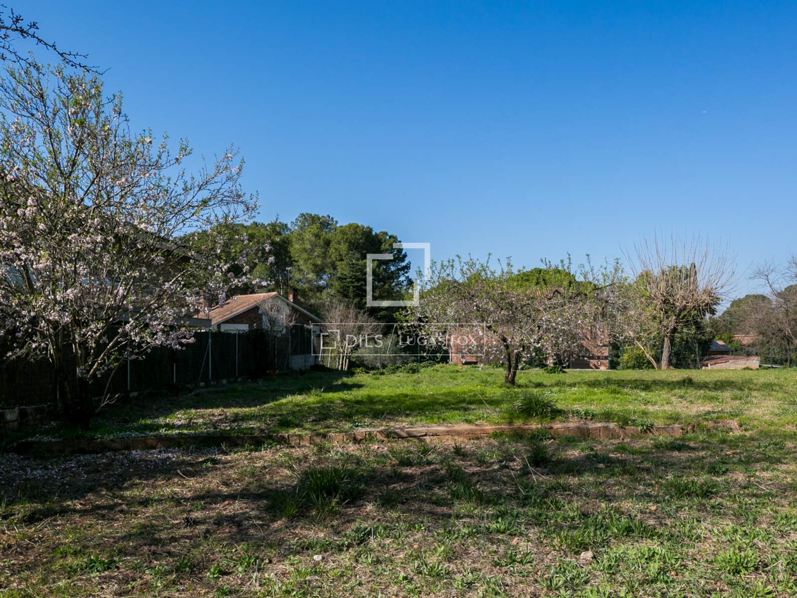 Land plot in Sant Cugat Del Valles, Barcelona, Spain 2048 sq.m. No. 192599